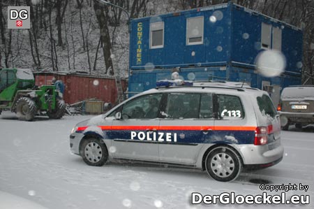 Polizist Tag zum Journalisten: "Wesentlich ist, was geschrieben und nicht gesprochen wird" - wie recht er doch hat ...