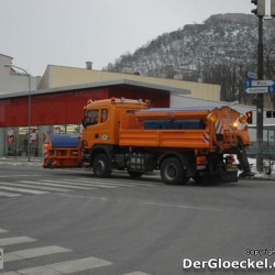 Zeitgleich der ordnungsgemäße Winterdienst der Landesstraßenverwaltung