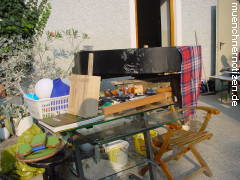 Hochwasserschaden Möbel zum Entsorgen - Klavier wurde zum Sperrmüll